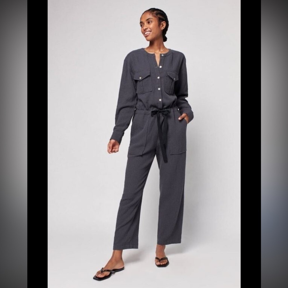 Faherty Dream Organic Cotton Jumpsuit in Charcoal Gray. Size M. Retail $178
